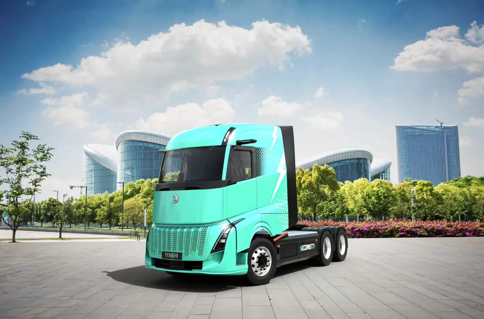 YES-EU truck 4x2 BEV Tractor
